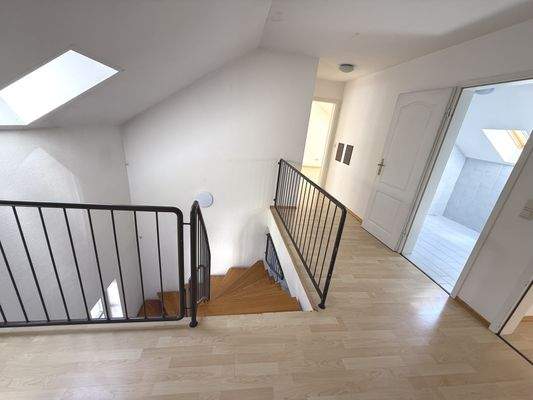 Flur OG Austragshaus
