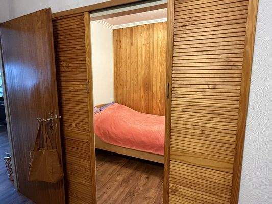 Zugang mit Schiebetür