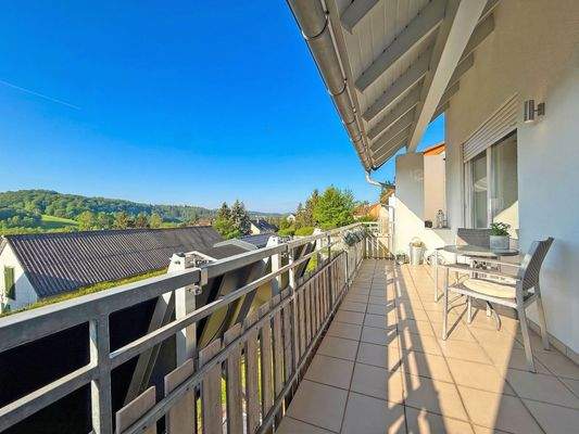 Weitblick vom süd- / westlich ausgerichteten Balkon