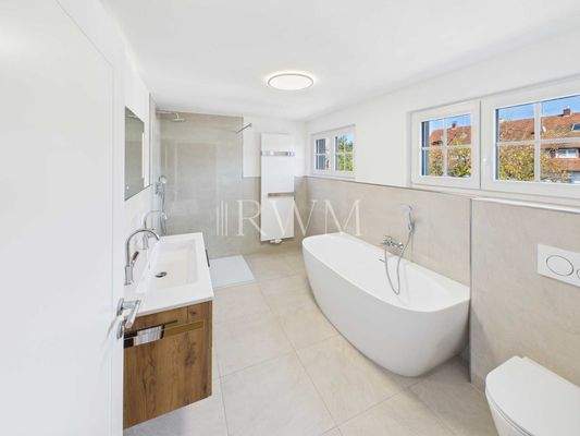 traumhaftes Badezimmer