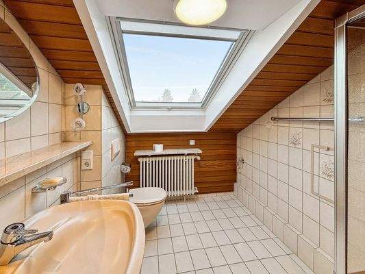 Badezimmer Dachgeschoss