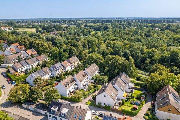 Ihr Rückzugsort im Grünen – mit Wald und See in Sichtweite