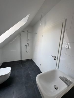 2.OG Badezimmer &amp; Dusche
