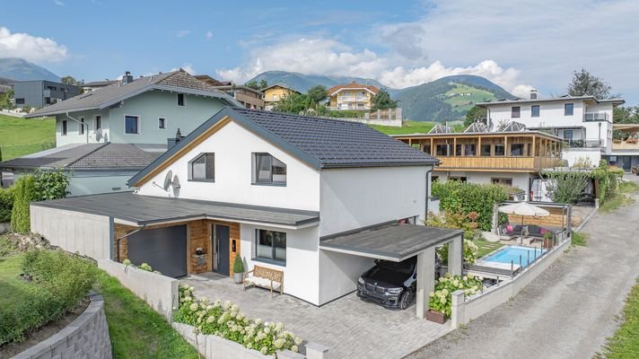 KITZIMMO-Einfamilienhaus mit Pool in Toplage kaufen - Immobilien Innsbruck.