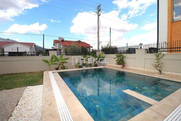 Villa with Pool and Mountain View in Döşemealtı, Antalya