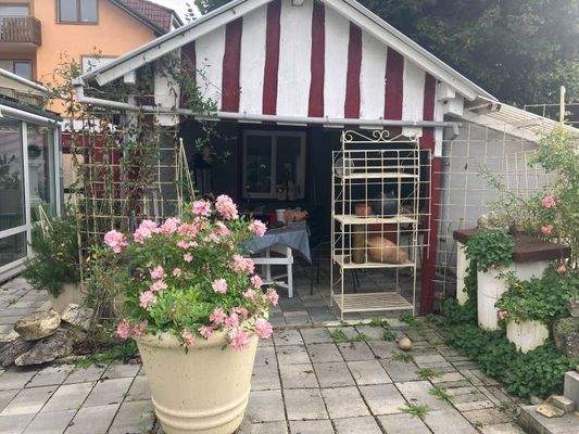 Überdachter Freisitz.JPG