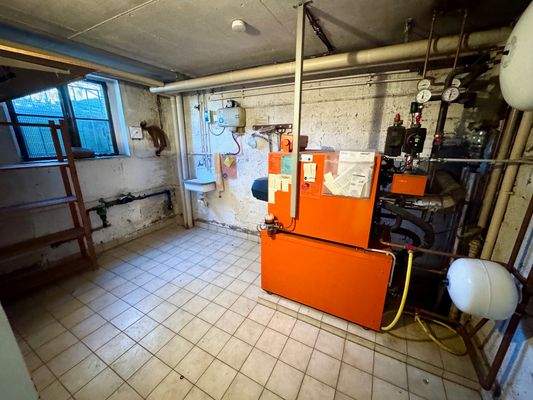 C4 Heizraum.jpg