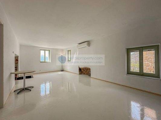 6b68c466b2e44145a373699fa0fb1562-original