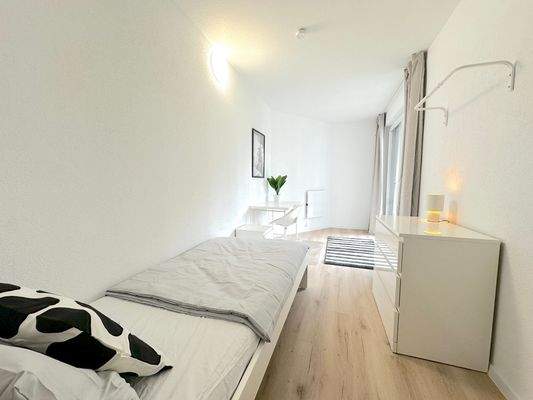 Zimmer 4 Helles Schlafzimmer