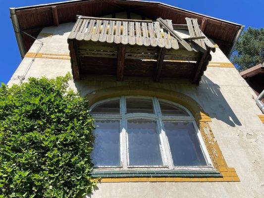 Fenster EG und Balkon OG