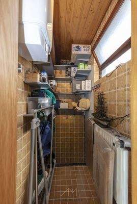 OG-Küche-Essen-Abstellen