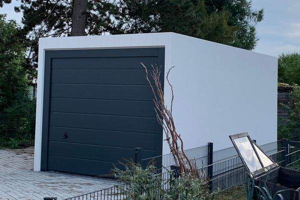 IMG_2044 Garage 3 (3).JPG