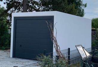 IMG_2044 Garage 3 (3).JPG