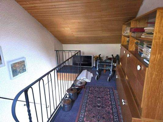 Diele DG Treppenaufgang