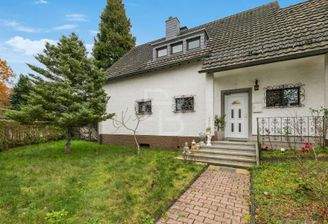 Gepflegter Vorgarten