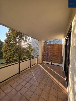 f2391017-7707-4d41-8fa9-d7eb1d04eb9d