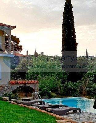 aecbc866e6264c6ea1bcba5178ca05a3-original