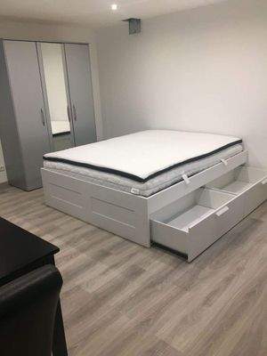 Ikea Doppelbett,4 Schubladen, neue Lattenroste 