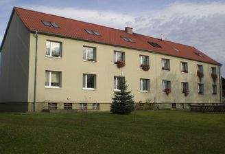 1 - Ansicht Straßenseite.JPG