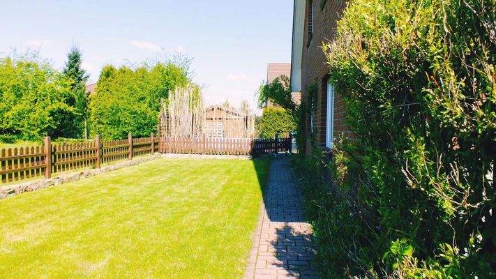 Gartenfläche Westseite