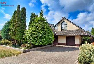 Großes Einfamilienhaus