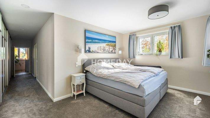 1. OG Schlafzimmer 2