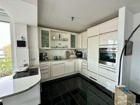 Moderne Einbauküche Weiß