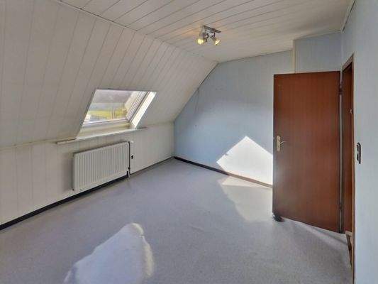 Schlafzimmer 1 im Dachgeschoss
