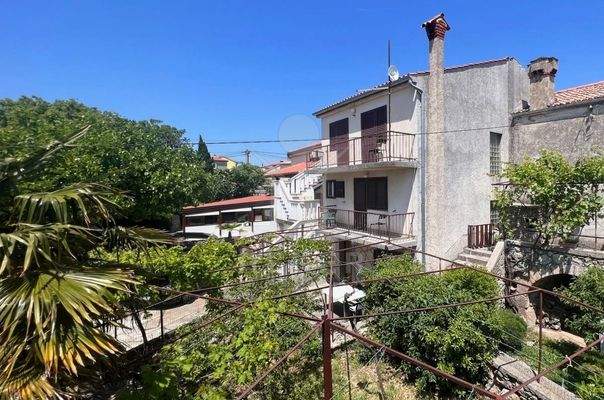 Familienfreundliches Reihenhaus mit Potenzial