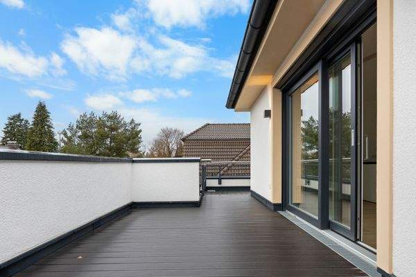 Große Dachterrasse