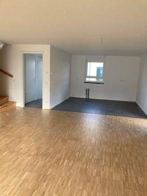19. Haus 35 EG Blick Wohnzimmer-Küche