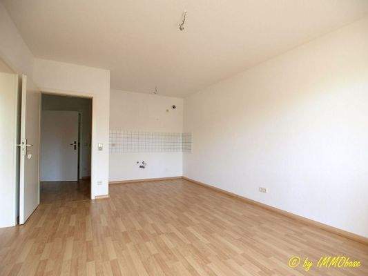 Wohnbeispiel - Wohnzimmer und Küchenbereich