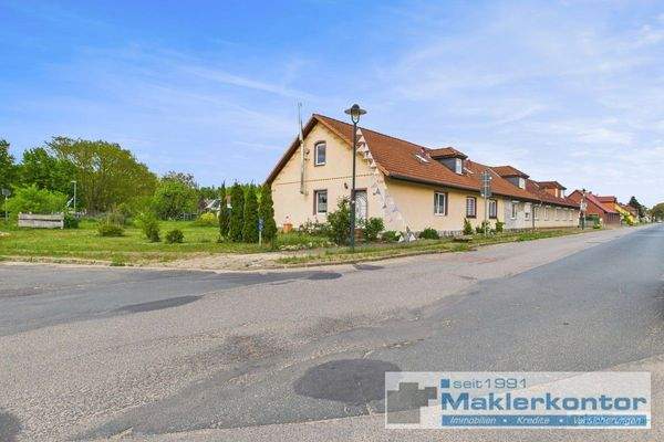 Seitenansicht Straße