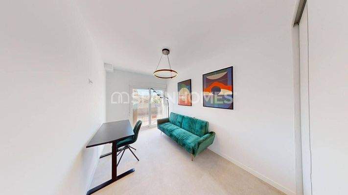 Contemporary Apartments Near Amenities in Pilar de la Horadada