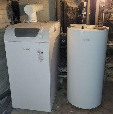 Ölheizung von 2019, im Keller