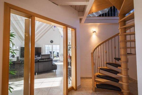 Treppenaufgang ins DG