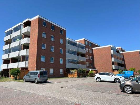 Ansicht von der Seite Gesamtgebäude.jpg