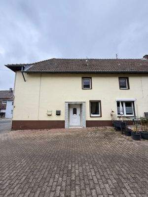 Eingang des Wohnhauses