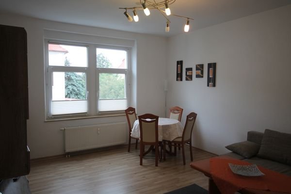 Blick ins Wohnzimmer