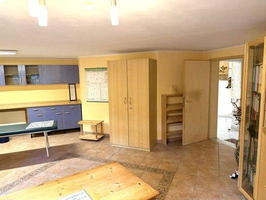 Büro-Hobby-Gäste UG