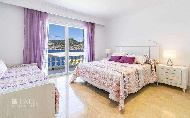 villa-camp-de-mar-11