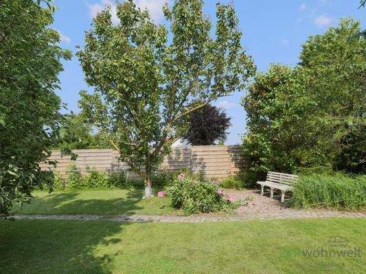 phantastischer Garten am Haus