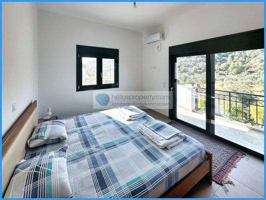 186ca35027374dbd98c9d6fd92165dbb-original