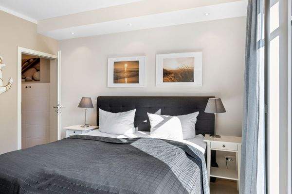 Haus am Wald – Zwei Häuser mit vier Ferienwohnungen DAHLER Rostock