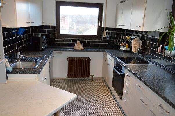 inkl. Einbauküche mit Essplatz