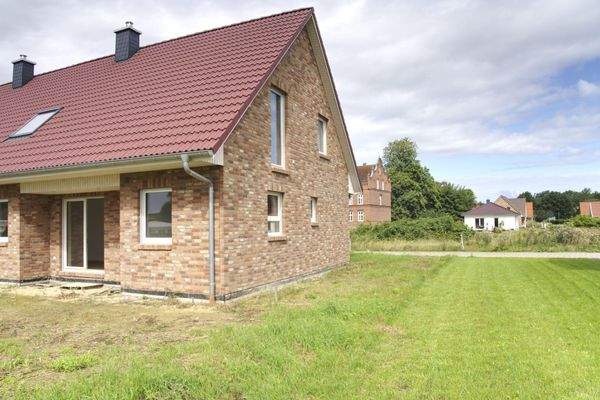 Rückseite mit Garten