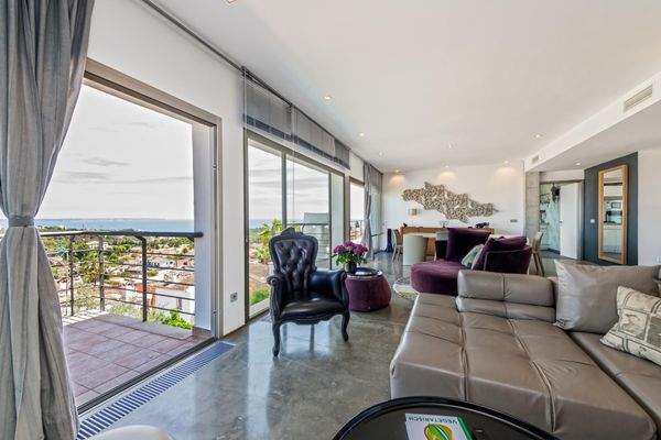 6c90a772-048d-4746-8e3f-de2ee47869d1