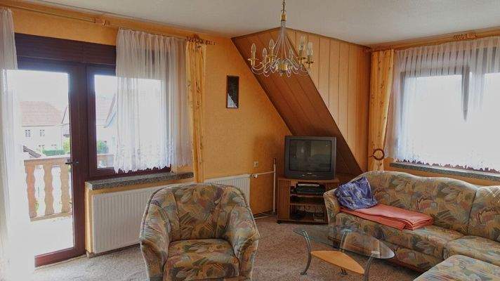 Zimmer mit Balkonausgang