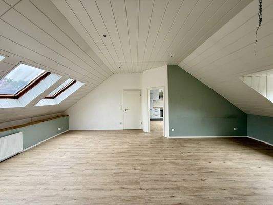 Wohn-/Esszimmer im DG