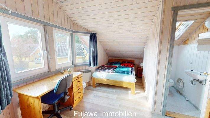 Galerie und WC im DG